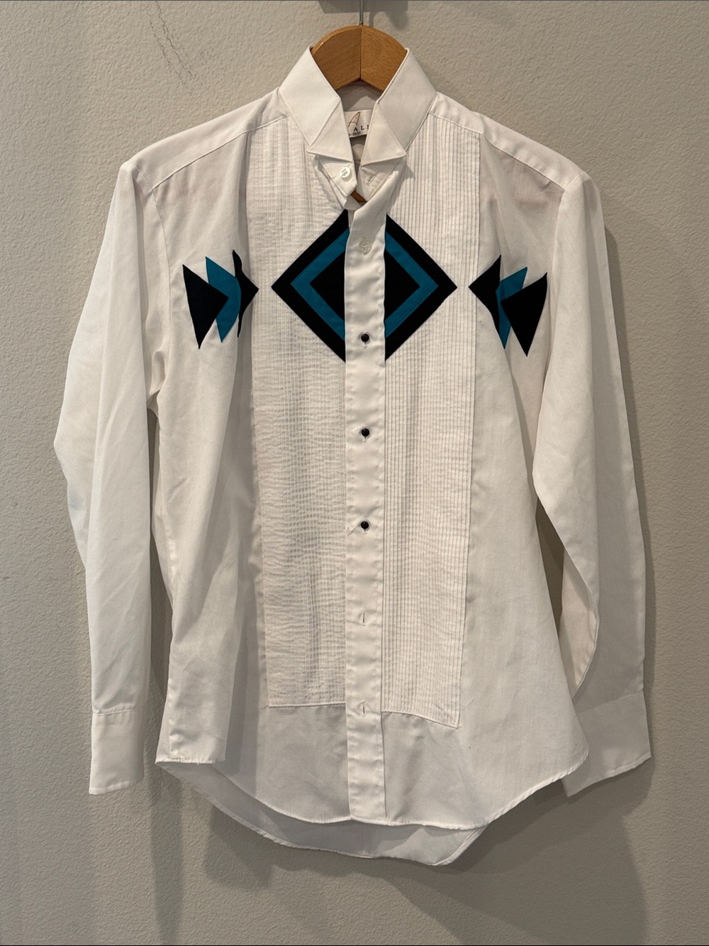 Vintage Men's Neil Allyn White Long-Sleeve Western Blue & Black Tuxedo Shirt
